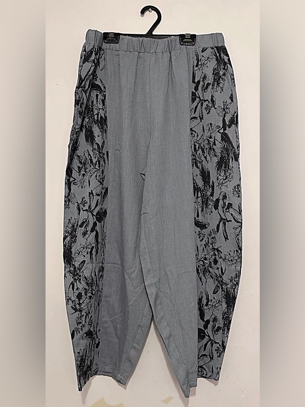 High-Waist Gray Floral Panel Harem Pants